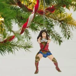 Hallmark DC™ Wonder Woman™ Ornament 9 Hallmark DC™ Wonder Woman™ Ornament -Hallmark dctm wonder womantm ornament 4 33074954174648