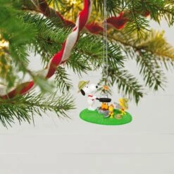 Hallmark The Peanuts® Gang Pancake Pals Ornament -Hallmark the peanuts r gang pancake pals ornament 5 33074954305720